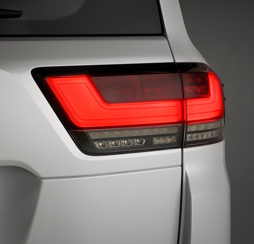 2022 Toyota Land Cruiser 300 Series – new GA-F platform saves 200 kg, V8 dropped for turbo V6 1305470