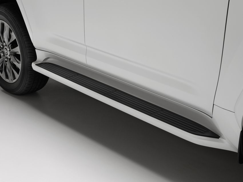 2022 Toyota Land Cruiser 300 Series – new GA-F platform saves 200 kg, V8 dropped for turbo V6 1305473