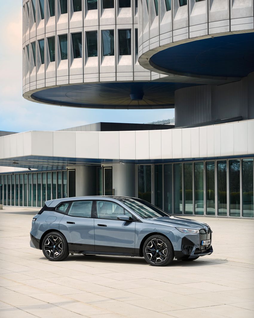 BMW iX fully detailed – power, range bumped slightly to up to 523 PS, 630 km; new M60 with over 600 PS 1301845