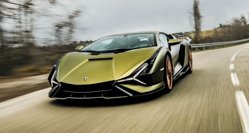 Lego Technic Lamborghini Sián FKP 37 goes full-sized – over 400,000 parts, 2,200 kg, 8,660 hours to complete 1304285