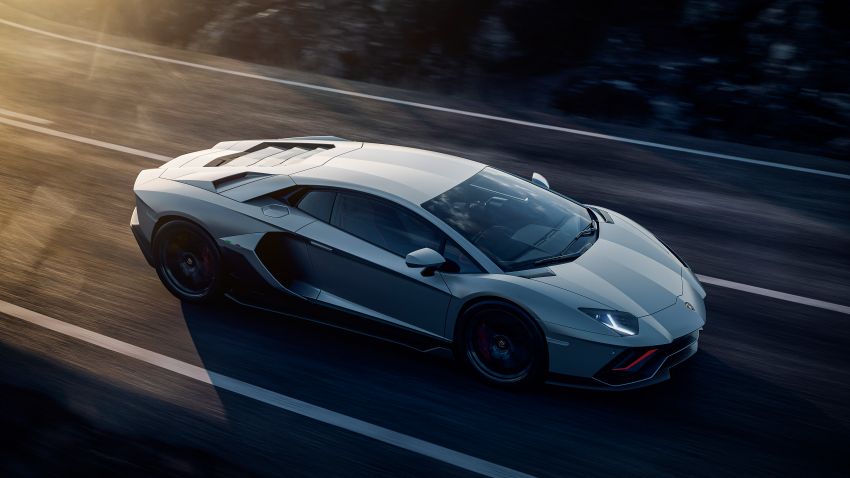 Lamborghini Aventador LP 780-4 Ultimae debuts – 350 coupes, 250 roadsters; 780 PS V12; 0-100 km/h in 2.8s 1316800