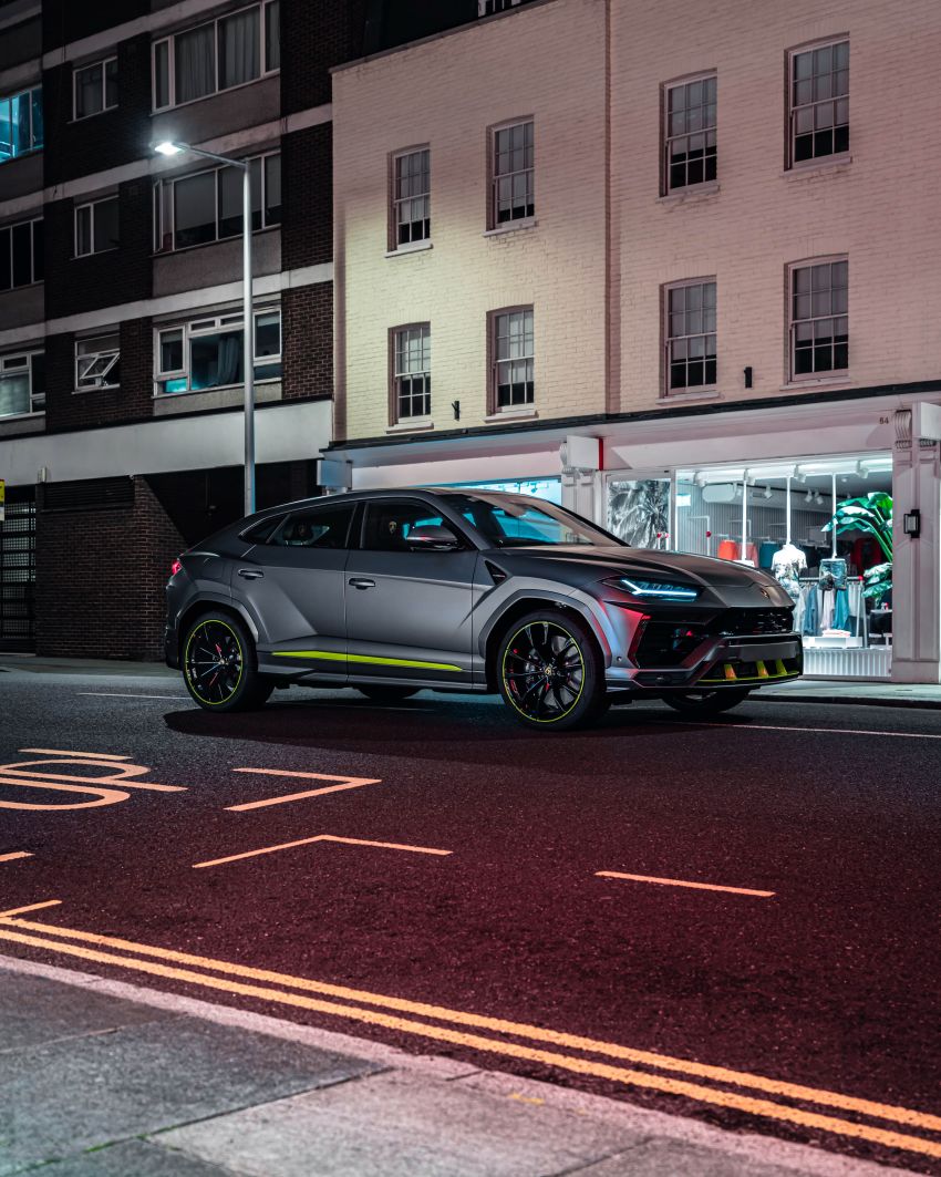 Lamborghini Urus – 15,000th unit en route to UK owner 1332145