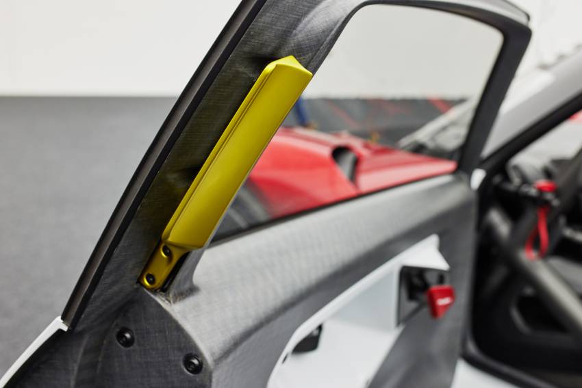 Porsche Mission R – 1,088 PS twin-motor concept with natural fibre bodywork hints at GT racing future 1343064