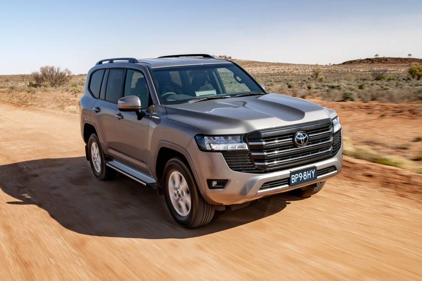 2022 Toyota Land Cruiser 300 in Australia – fr RM274k 1355671
