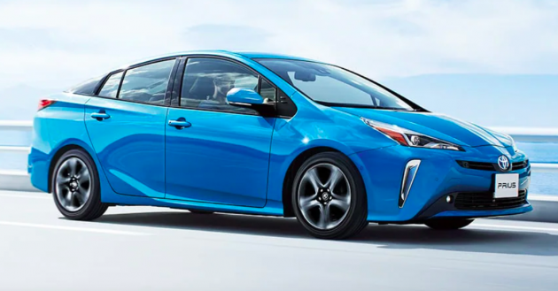 Toyota on achieving carbon neutrality – development of hybrids first; BEVs, battery production to follow