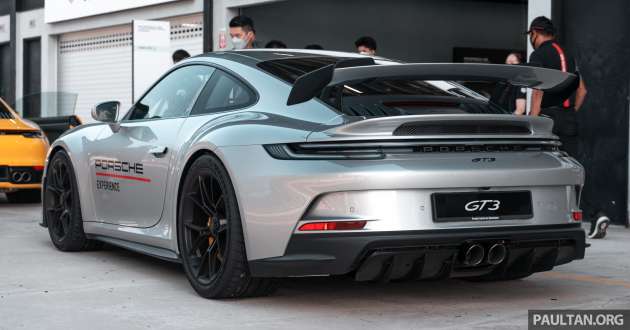 992 Porsche 911 GT3 launched in Malaysia – 4.0L NA flat-six, 6-speed MT & 7-speed PDK; from RM1.77 mil