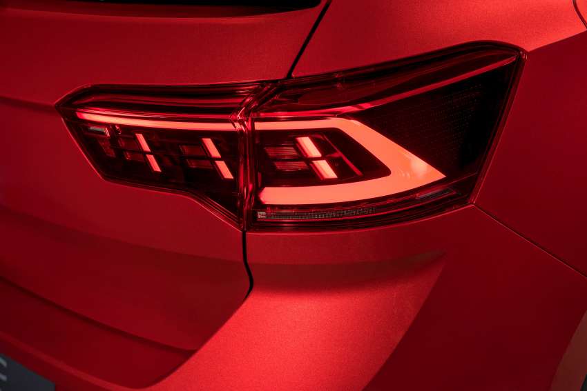 2022 Volkswagen T-Roc facelift debuts – revised exterior; interior gets tablet-style infotainment display 1378125
