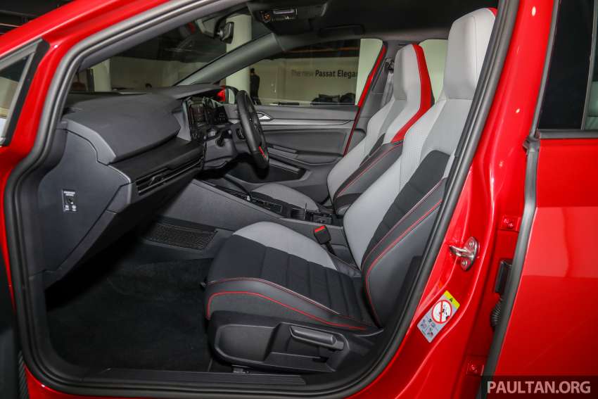 2022 Volkswagen Golf GTI and R-Line Mk8 in Malaysia 1396555
