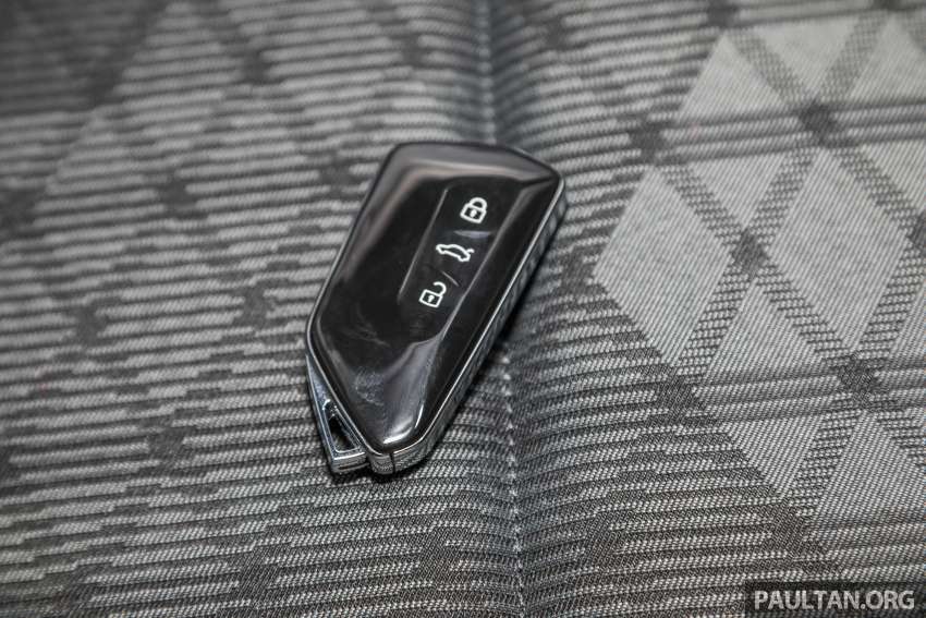 2022 Volkswagen Golf GTI and R-Line Mk8 in Malaysia 1396719