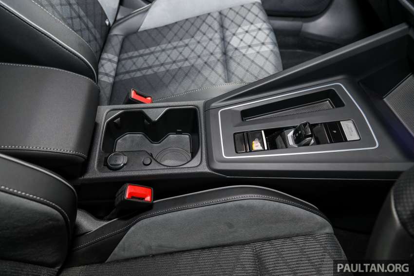 2022 Volkswagen Golf GTI and R-Line Mk8 in Malaysia 1396688