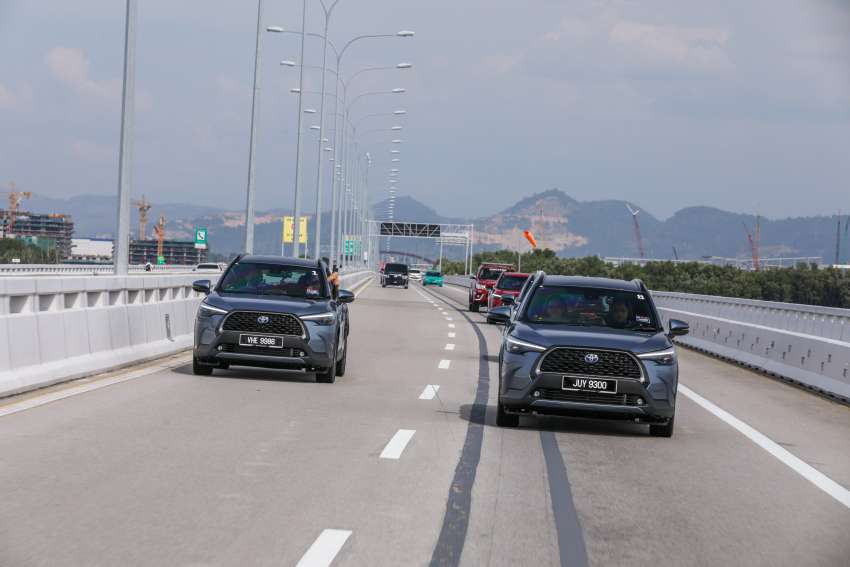 Toyota Corolla Cross Hybrid launched in Malaysia – petrol-electric joins new CKD range; RM123k-RM137k 1406434