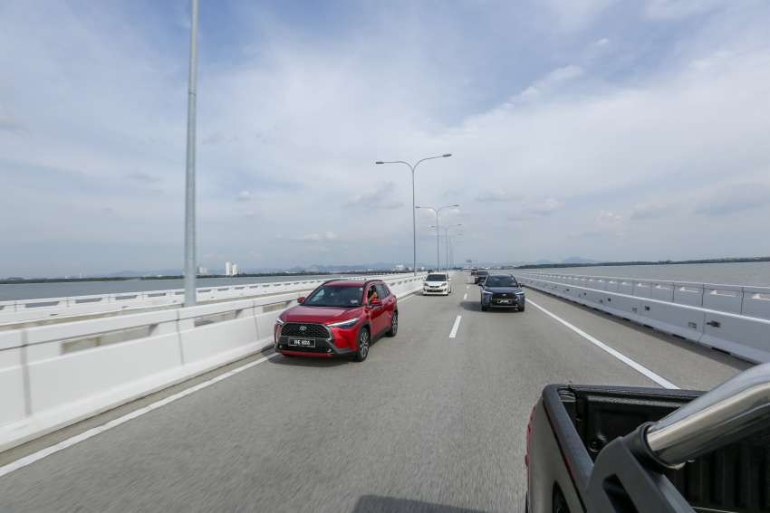 Toyota Corolla Cross Hybrid launched in Malaysia – petrol-electric joins new CKD range; RM123k-RM137k 1406435