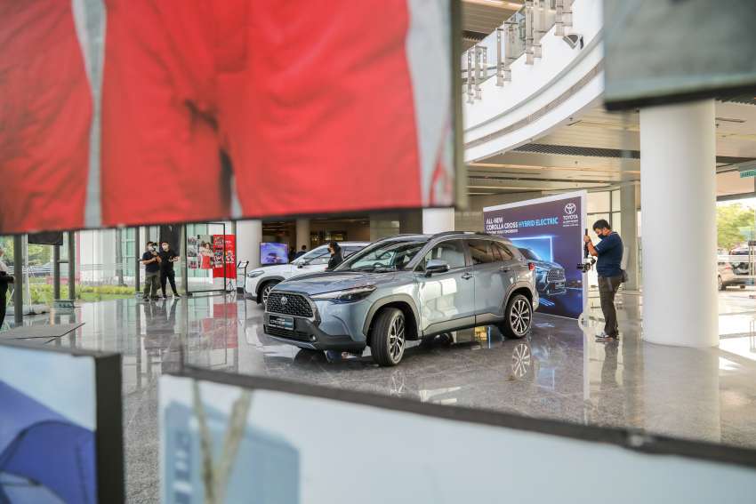 Toyota Corolla Cross Hybrid launched in Malaysia – petrol-electric joins new CKD range; RM123k-RM137k 1406349
