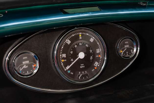 MINI Recharged programme – converting classics into EVs; 122 PS, 160 km range; reversible conversion