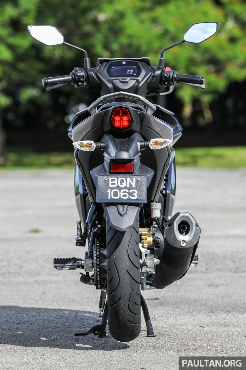 2022 Honda RS-X vs Yamaha Y16ZR Malaysian review 1429485