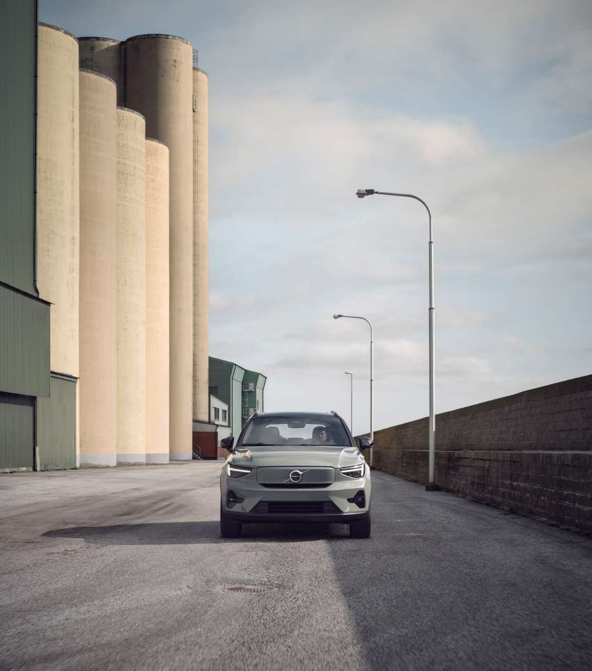 Volvo XC40 facelift revealed with C40 face; C40 EV also gets new single-motor variant with 434 km range 1428688