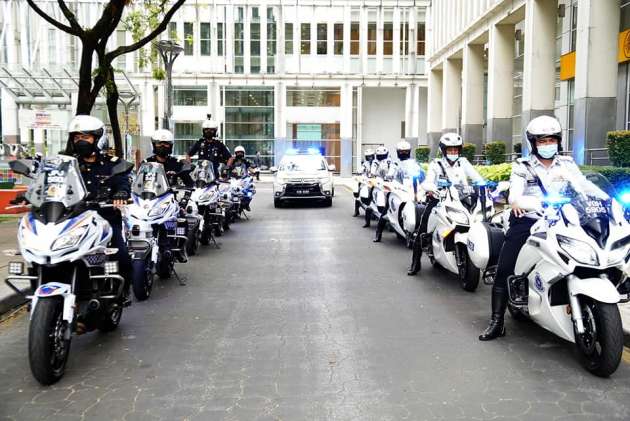 Review rules governing use of sirens and beacon lights by emergency vehicles, VIP escorts – road safety experts