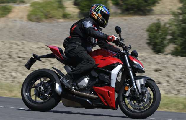 FIRST LOOK: 2022 Ducati Streetfighter V2, RM101,900