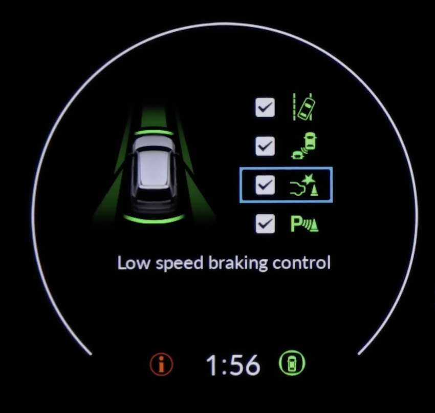 2023 Honda CR-V given a video walk-around tour 1510511