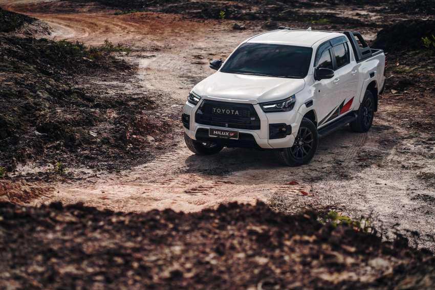2023 Toyota Hilux GR Sport in Malaysia – monotube dampers, sportier bodykit; same 204 PS 2.8L 1577701