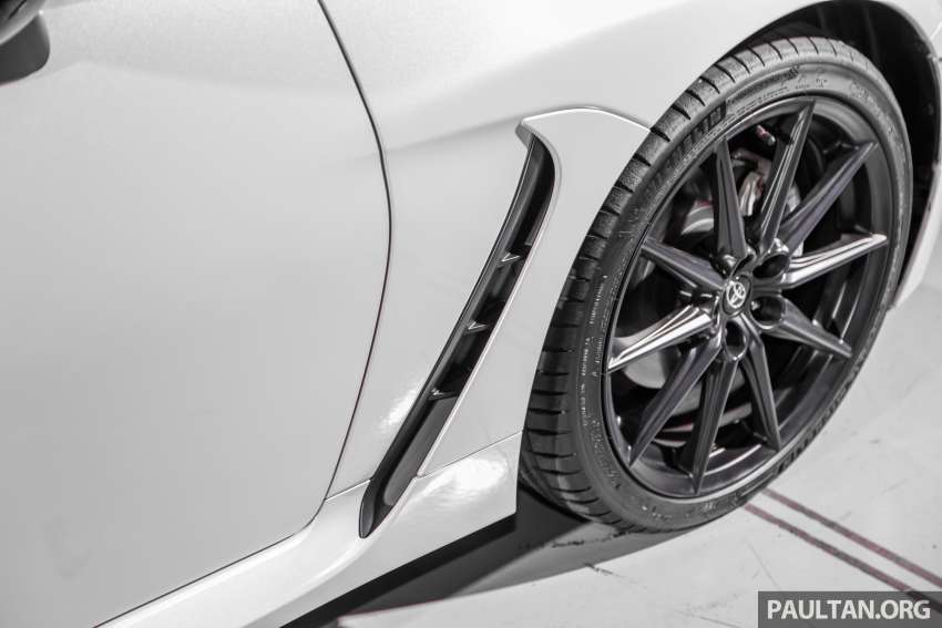 Toyota GR 86 rasmi mendarat di Malaysia – bermula RM295k, 2.4L NA, 237 PS/250 Nm, pilihan 6MT dan 6AT 1578349