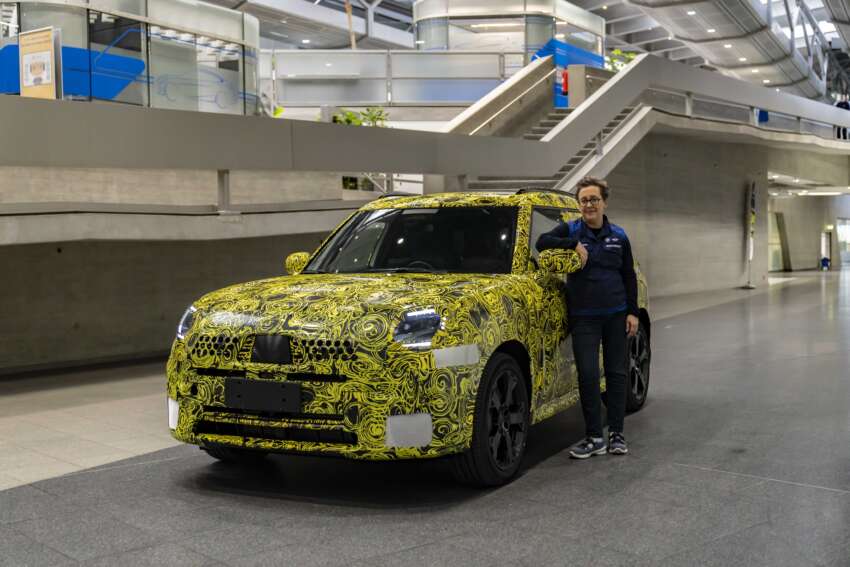 MINI Countryman Electric teased at BMW Plant Leipzig 1582401