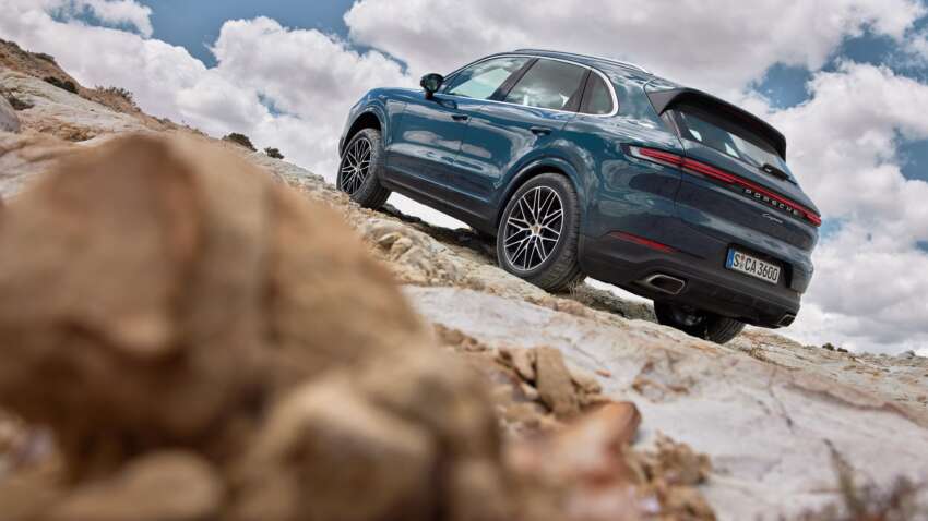 2024 Porsche Cayenne facelift debuts – 3.0L V6 base and hybrid, 4.0L V8 Cayenne S; EU drops Turbo GT 1604859