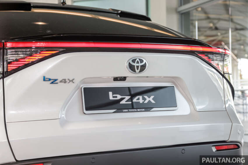 UMW Toyota Motor presents multi-pathway strategy to achieve carbon neutrality – more hybrids, EVs coming 1612723