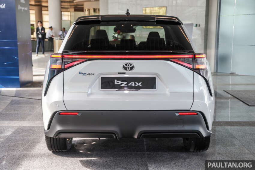 UMW Toyota Motor presents multi-pathway strategy to achieve carbon neutrality – more hybrids, EVs coming 1612700