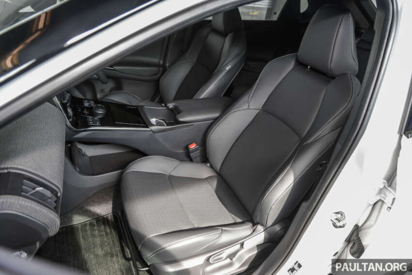 UMW Toyota Motor presents multi-pathway strategy to achieve carbon neutrality – more hybrids, EVs coming 1612759