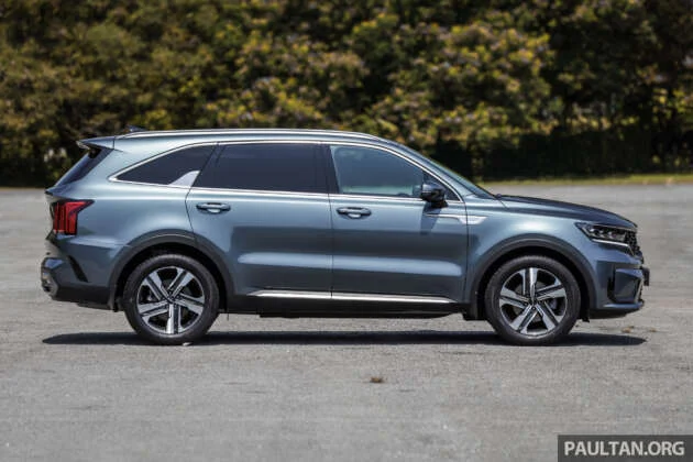 PANDU UJI: Kia Sorento 2023 — 2.5G AWD petrol atau 2.2D AWD diesel lagi cekap? Harga mahal sangat?
