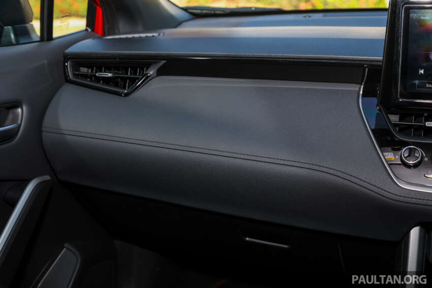 2023 Toyota Corolla Cross GR Sport Malaysian review – sporty design, suspension; worth it for RM142k? 1655976