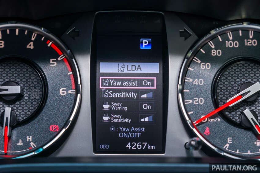 2023 Toyota Hilux GR Sport in Malaysia – sporty pick-up truck with bodykit, monotube dampers; fr RM169k 1658477