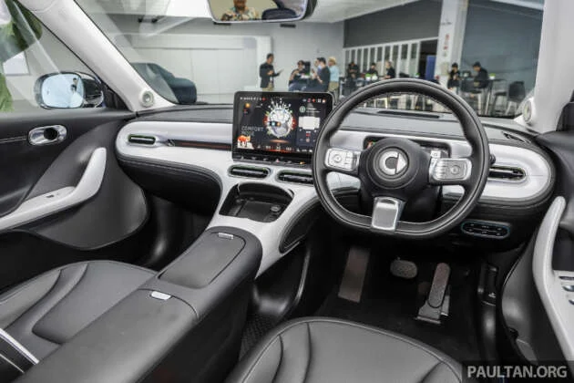 smart #1 EV’s Malaysian spec interior revealed – 13-speaker Beats audio, localised UI with charger location