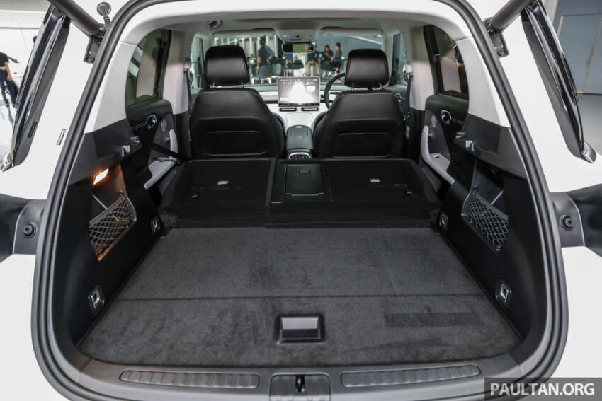 smart #1 EV’s Malaysian spec interior revealed – 13-speaker Beats audio, localised UI with charger location 1650931