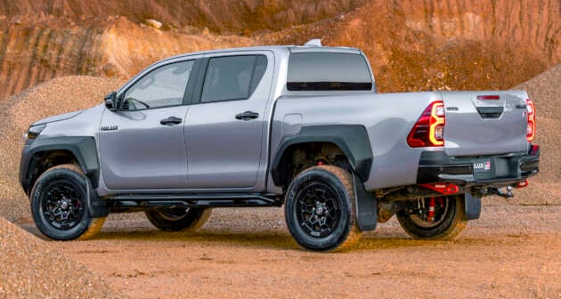 Toyota Hilux GR Sport dengan badan & suspensi lebih lebar mula dijual di Australia; RM222k, 221 hp/550 Nm