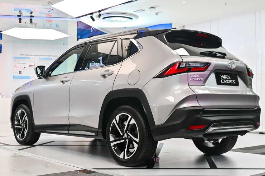 Toyota Yaris Cross kini di Thailand – hanya hibrid 1.5L, bermula RM101k; Perodua D66B di M’sia tak lama lagi? 1679097