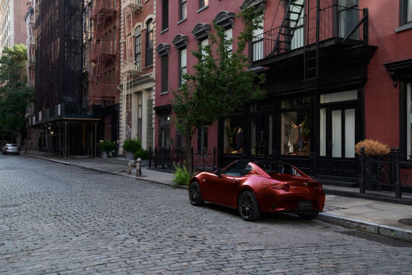 2024 Mazda MX-5 facelift revealed – DSC-Track, ACC, 8.8-inch display added; minor power bump for 1.5L 1676346