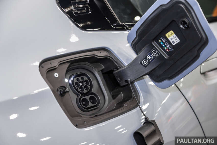 2024 BMW i5 launched in Malaysia – G60 5 Series EV debuts with eDrive40 variant, 340 hp, 582 km; RM420k 1691939