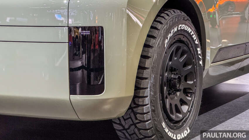 Toyota Kayoibako concept – battery-electric light commercial van study with configurable interior 1692358