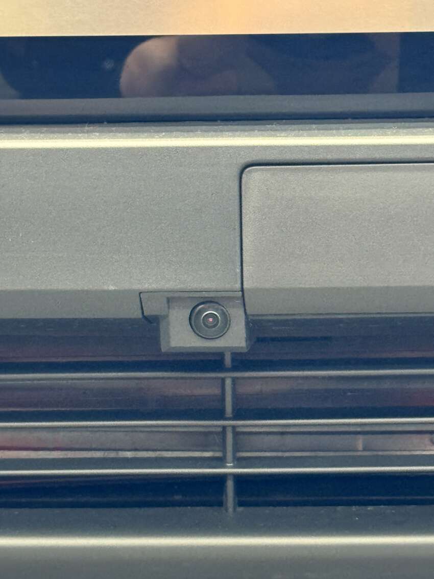 Tesla Cybertruck hits showrooms ahead of launch 1700442