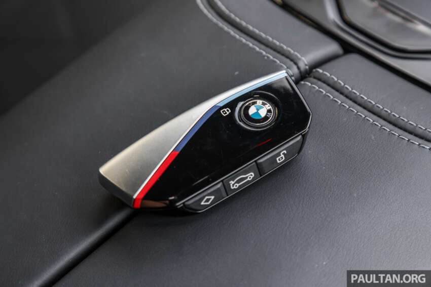2024 BMW i5 eDrive40 Malaysian review – 582 km range; fr RM400k; is the first-ever 5 Series EV good? 1711184