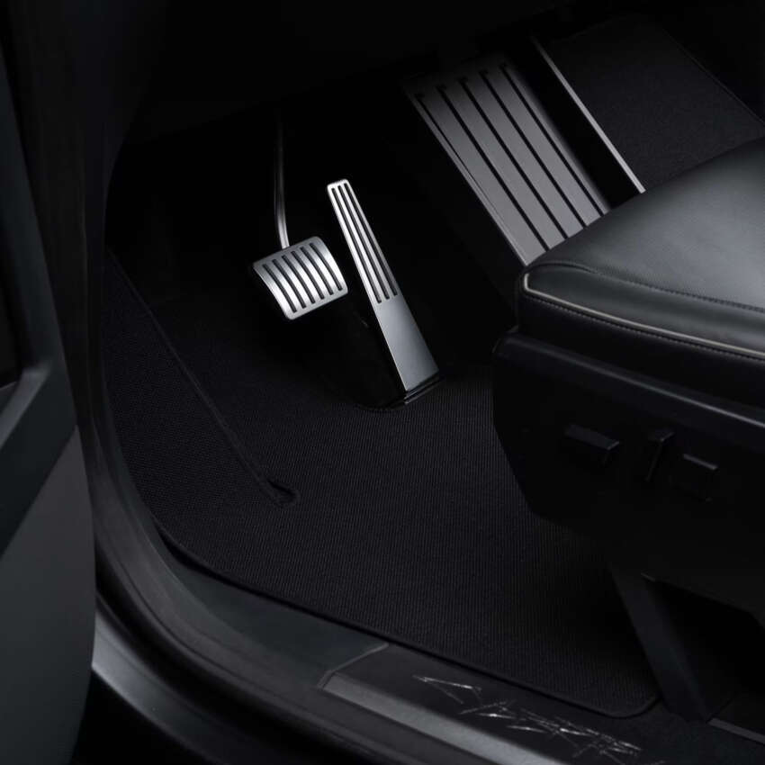 2024 Tesla Cybertruck debuts – EV pick-up truck with up to 857 PS, 756 km EV range; bulletproof body 1702446