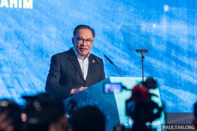 No plans to rationalise RON95 subsidy yet – Anwar