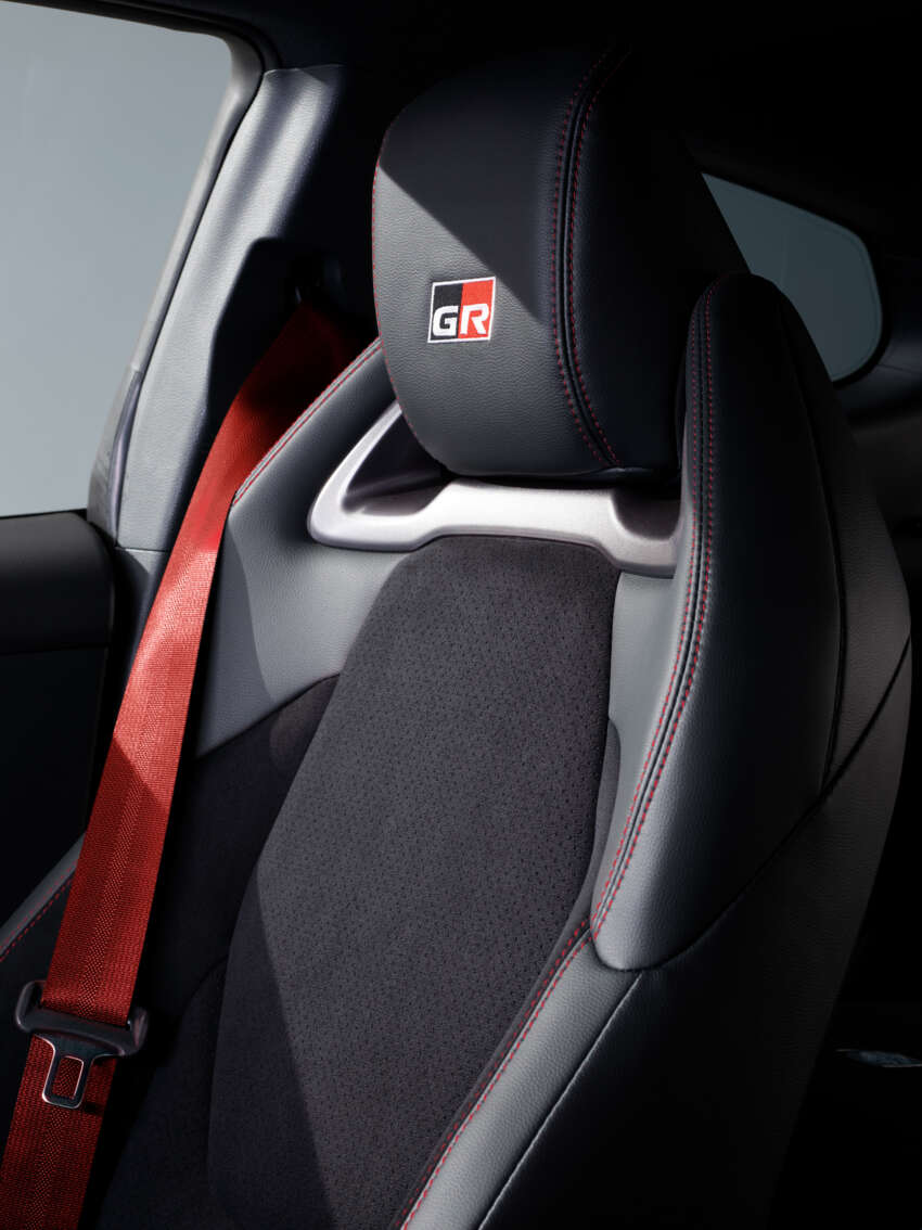 2024 Toyota GR Yaris minor change debuts – 8AT option, 32 PS/30 Nm extra, new driver-focussed cabin 1715253