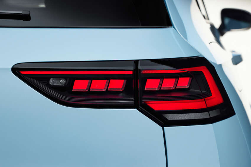 2024 Volkswagen Golf Mk8.5 facelift debuts – styling tweaks, physical buttons, GTE and GTI get more power 1719357