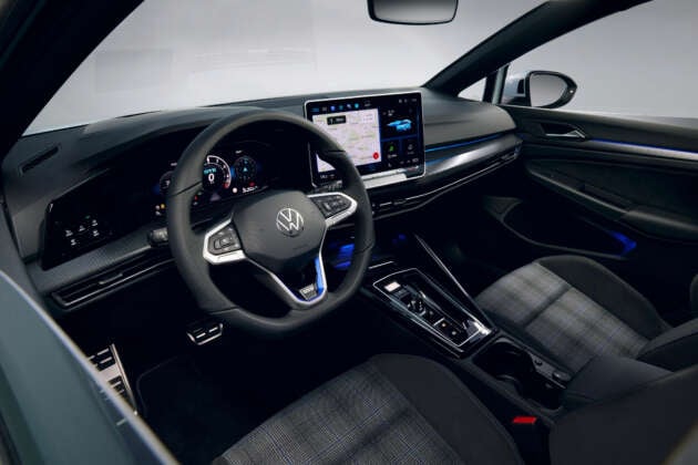 2024 Volkswagen Golf Mk8.5 facelift debuts – styling tweaks, physical buttons, GTE and GTI get more power