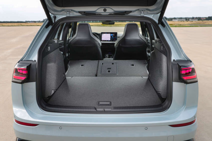 2024 Volkswagen Golf Mk8.5 facelift debuts – styling tweaks, physical buttons, GTE and GTI get more power 1719425