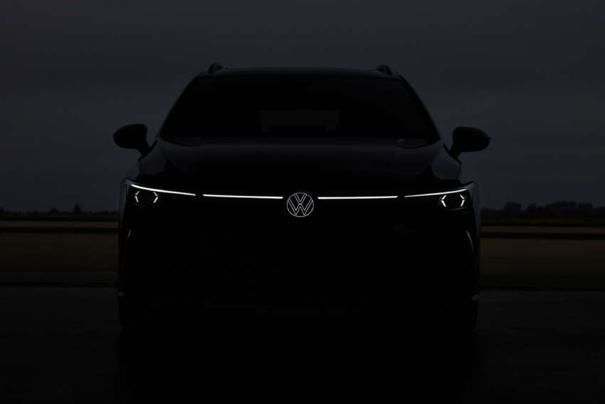 2024 Volkswagen Golf Mk8.5 facelift debuts – styling tweaks, physical buttons, GTE and GTI get more power 1719411