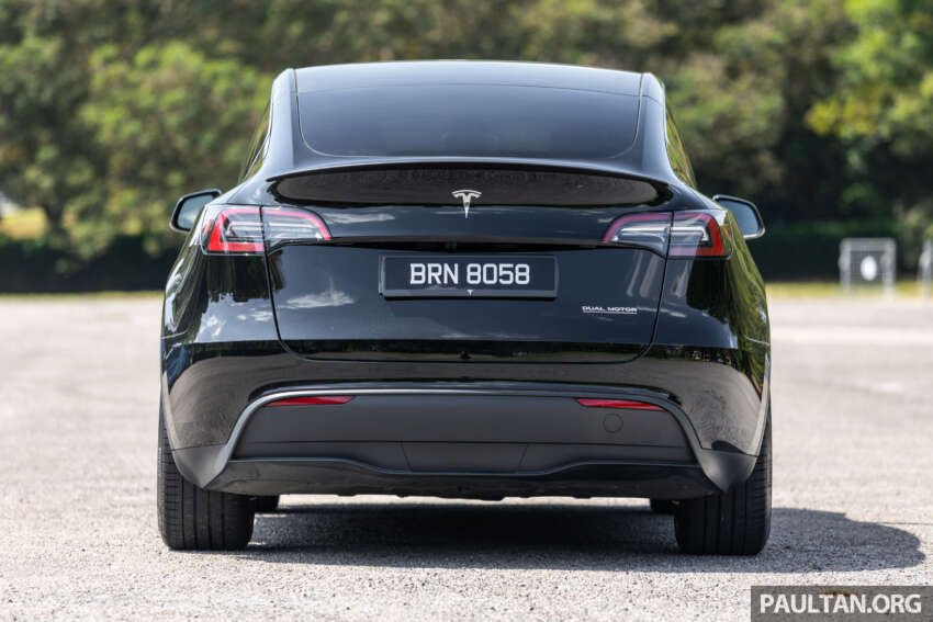 2024 Tesla Model Y updates in Malaysia – privacy glass, full double glazing, HW4, no parcel shelf 1727107